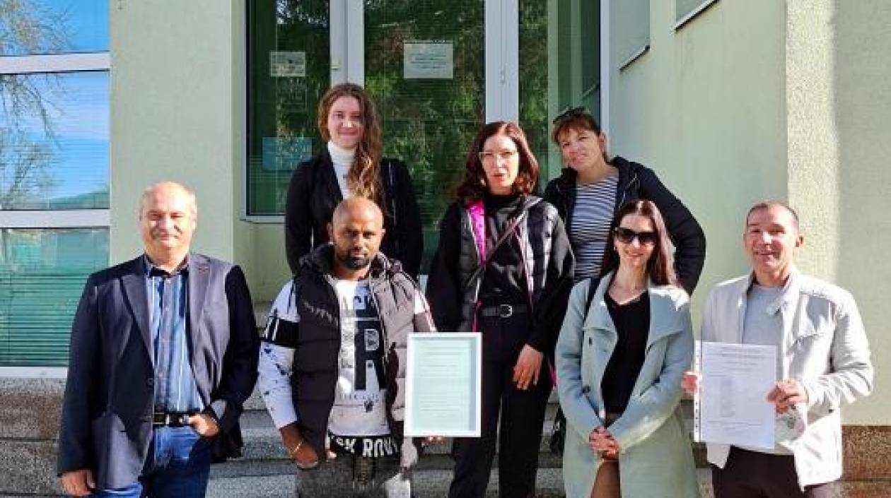 Дарителска акция на студенти от специалност „Социални дейности“