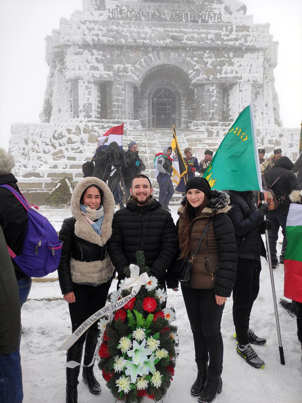 IMG fa4cf7e105e7bcd5cd5a3dc5eed08eed V